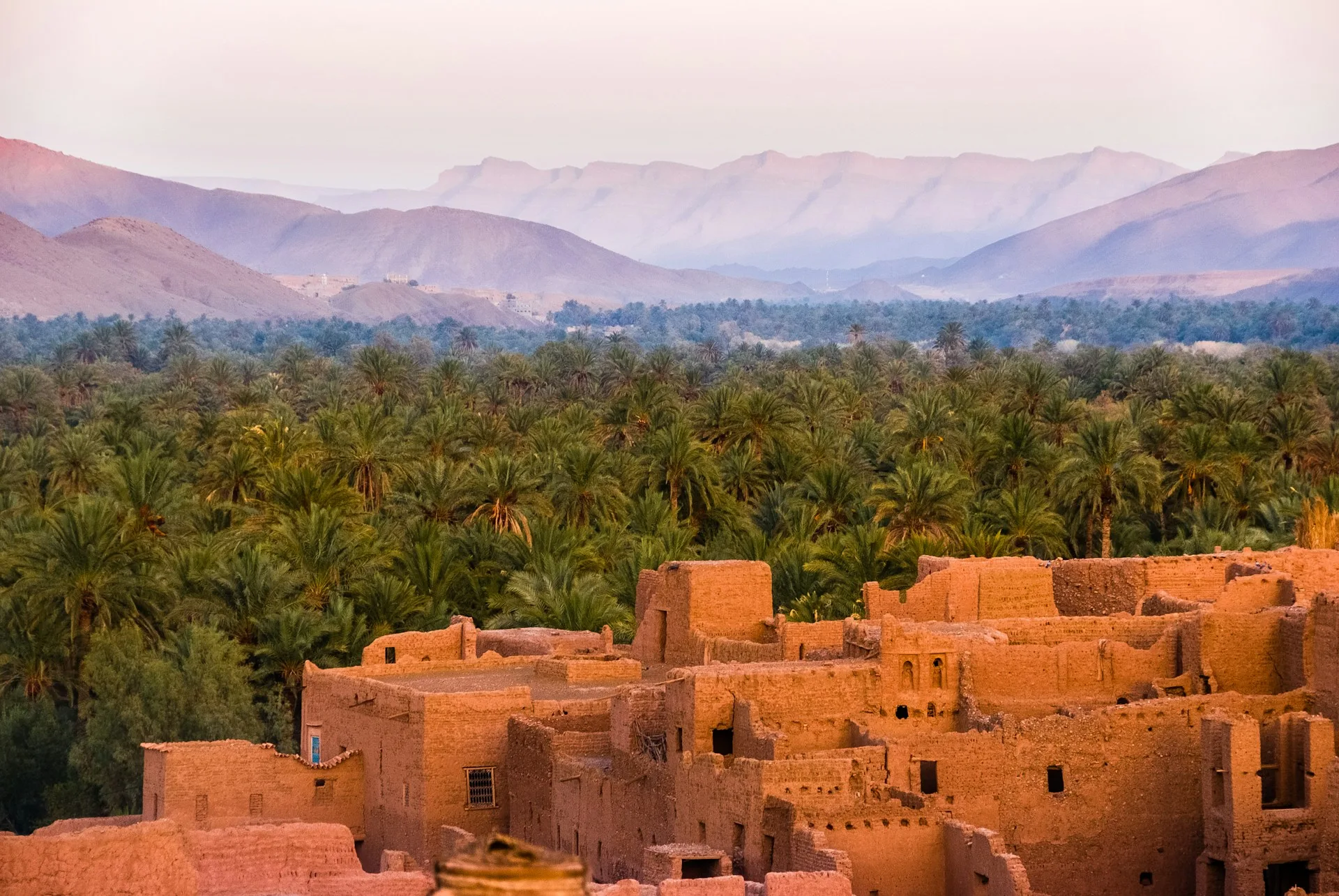 Dades-völgy – Ezer Kasbah Völgye | Roadless Morocco